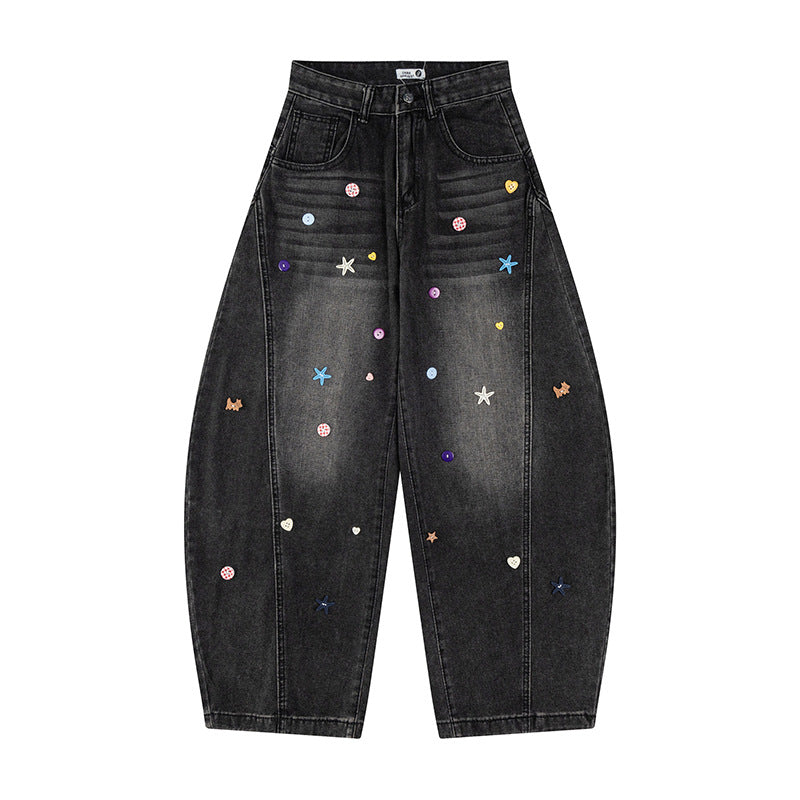 Deconstructing colored button bending knife denim jeans washed with water