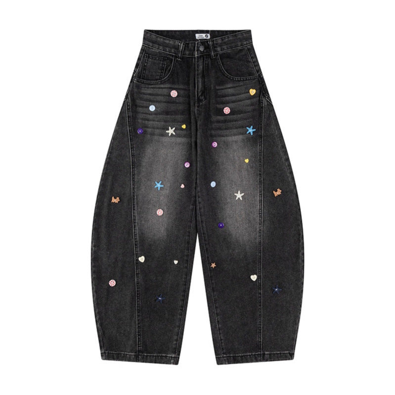 Deconstructing colored button bending knife denim jeans washed with water