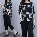 Fashionable Loose Two-Piece Set for Plus-Size WomenShort Sleeve Top with Tummy Coverage Comfortable and Slimming Design